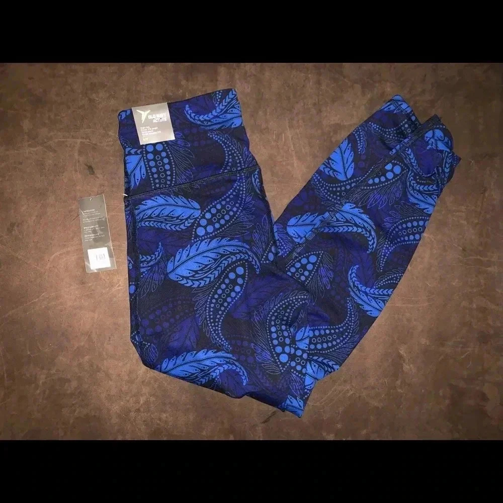 🟨NWT Leggings